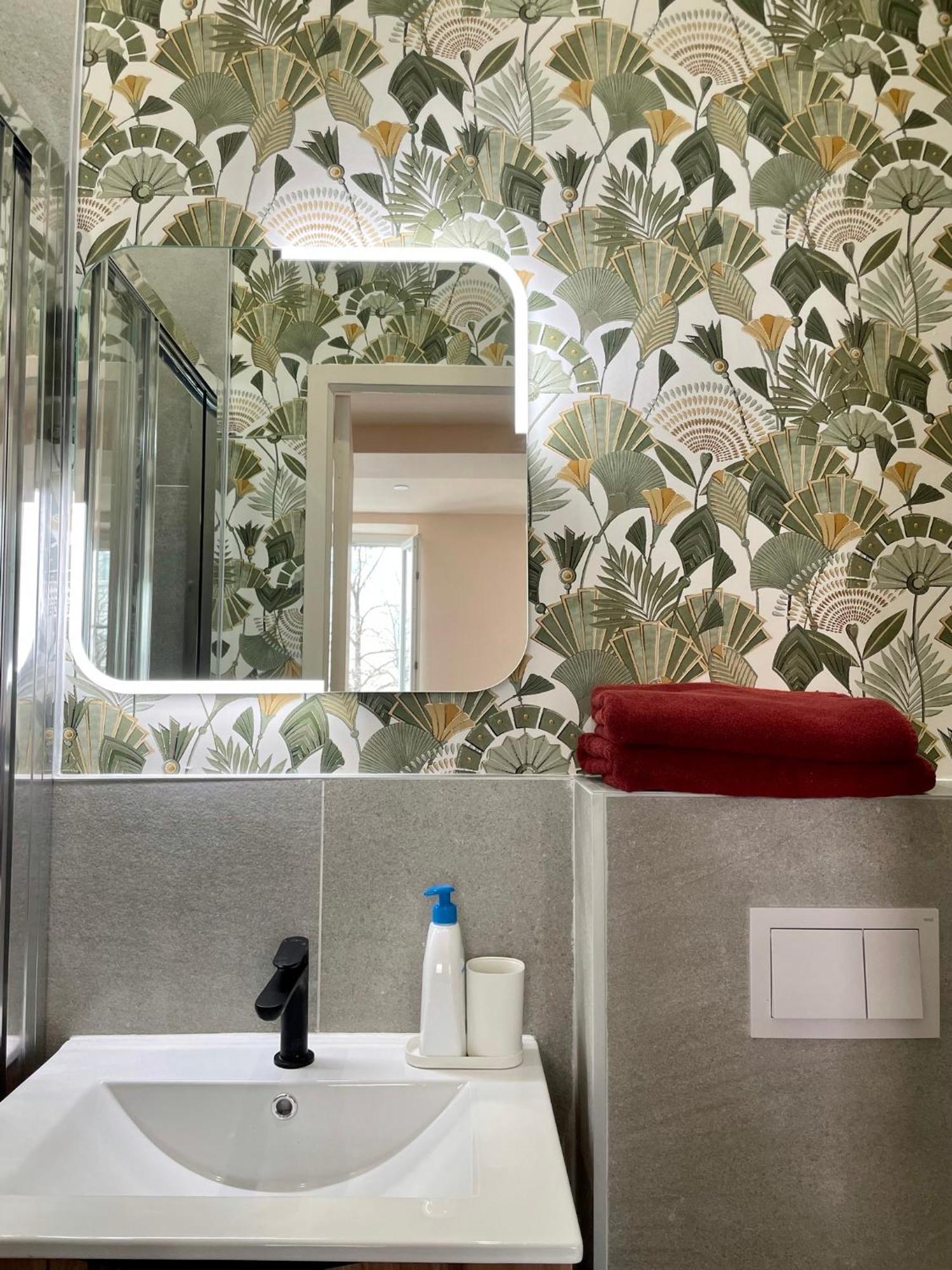Studio Malibu Central, Lumineux Et Confortable Appartement Hyères Buitenkant foto